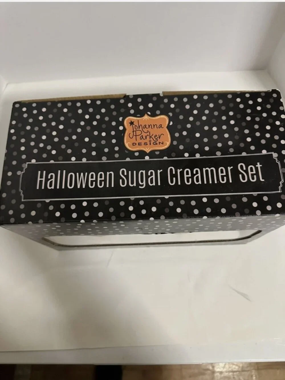 Johanna parker cream and sugar set